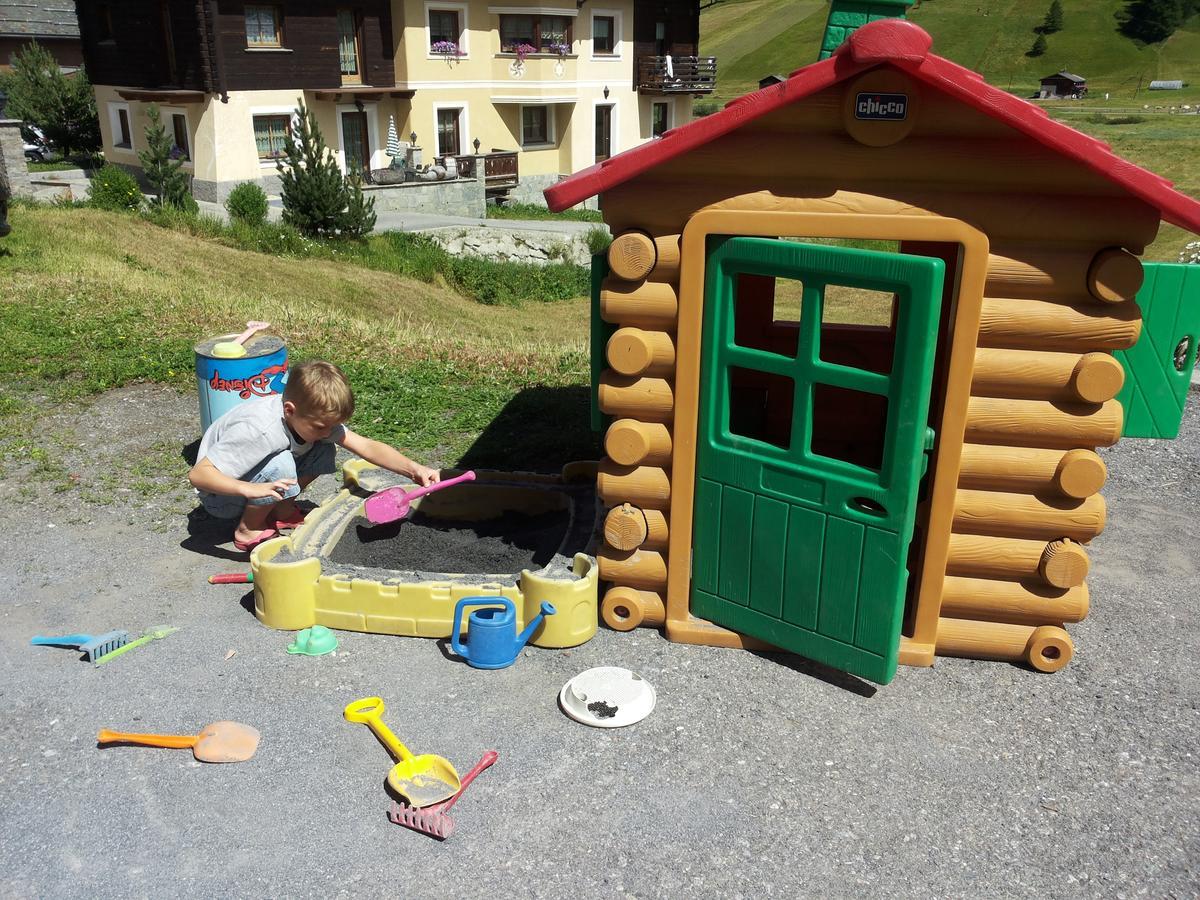 Al Molino Apartment Livigno Exterior photo